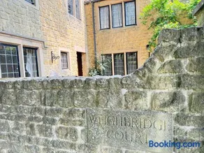 Beautiful 3-Bedroom Duplex in the Heart of Chipping Campden - Image 3