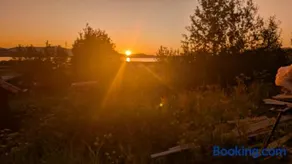 Cabin with sea view, northern lights and midnight sun - Image 5