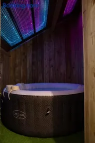 Ô COSY , DUPLEX, JACUZZI, TERRASSE. - Image 3