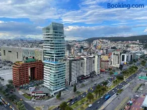 NUEVA Suite-Piso 21 Vista La Carolina @ONE Quito - Image 4
