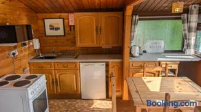 Happy Place LogCabin - Image 5