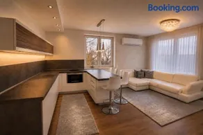 Marcelo Deluxe Apartment - Image 2