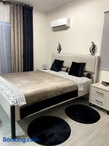 Boutique Family Design Villa near Sea - Image 5