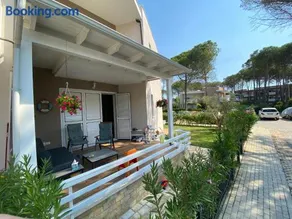 DEJA BLUE Beach House Bay of Lalzi Durres Gjiri Lalzit - Image 1