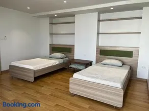 Rosewood Sridan - Image 3