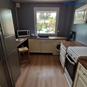 Appartement dans habitation privée avec piscine - Image 4
