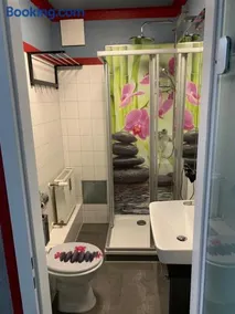 Exklusive Stadtwohnung am Elbradweg: Best-Preis-FEWO Rathausblick 1 für max. 3 Pers. inkl. WLAN, Prime Video & Self Check-In - Image 2