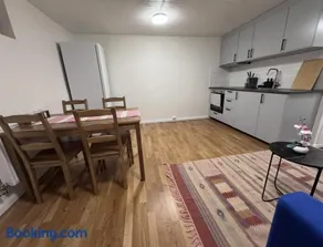 Entire Apartment 50 sqm Modern & Free Parking - Image 2