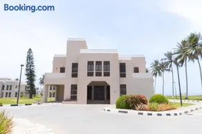 Al Shatti Villas - Image 2