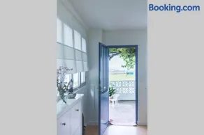 Casa Lobadiz, en primera línea de playa, Doniños - Image 3