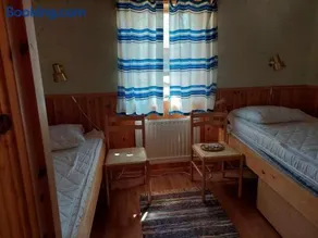 The cabin by the river - Image 3