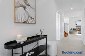Neiwand Retreat by Arvia Living - Image 2