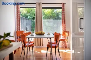 Go Retro in Daylesford - Image 2