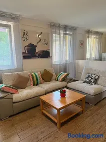 Rainbow apartment - Image 3