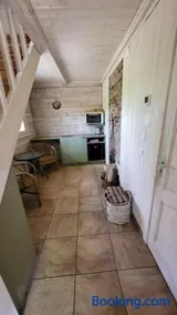 Ramus poilsis miške su kedro pirtimi ir kubilu - Image 2