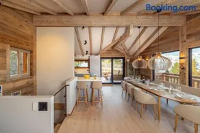 Chalet Montâme - Modern luxury in the Swiss Alps - Image 3