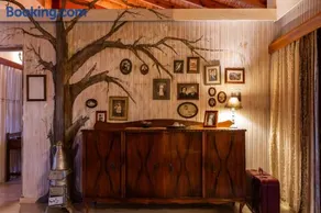 Beetle Villa retro country house - Image 1