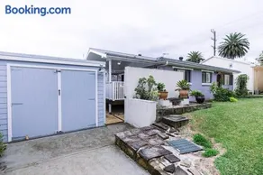 Laundry Lane Cottage - Image 2