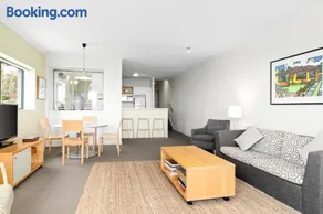Lorne Ocean Views - Image 3