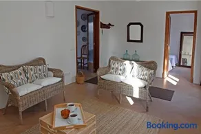 Casa Mediterranea en pueblo de mar - Image 2