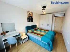 Elegant Stay 1-Bedroom Apartment in St St Constantine and Helena, Free Parking - Image 4
