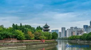 7Days Premium Chengdu East Railway Station Cade Square - Image 2