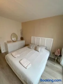 Appartement Moderne 2 chambres Proche Paris - Image 3