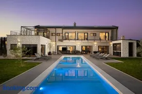 Olive Yard Villas - Image 1