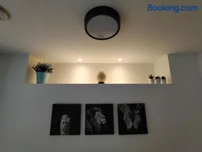 Private self contained self catering flat - Image 3