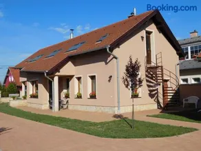 Bodzavirág Apartman - Image 1