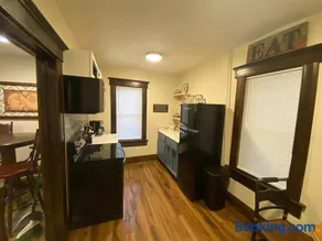 Rock Island Hideaway - Image 3