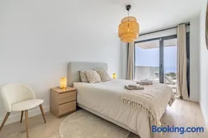 Luxury Seaview Penthouse - Image 3