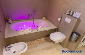 Luxury apartment Alba with pool - Image 3