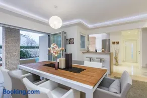Villa White Rose with private pool - Image 4