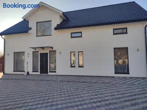 Cozy house with amazing location close both to the city and nature - Image 1
