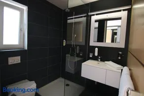 ME Hotel by WMM Hotels - Image 1