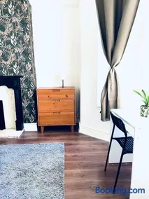 Room near Anfield - Great Value Stay - Image 2