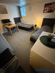 Aurora Apartments - Image 4
