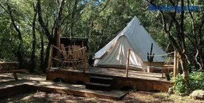 Évasion en pleine nature, Tipi insolite et Jacuzzi au Pont du Gard ! - Image 3