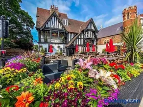 Rose & Crown Rooms - Image 2