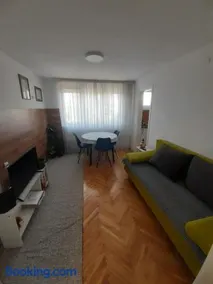 Centar apartman - gradski trg - Image 5