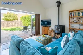 Knot Cottage - Image 2