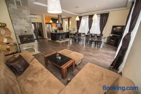 Vakarel Residence - Image 4