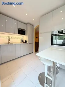 2 Bed Garden Apartment Benavista Direct Pool Access Walk to Golf, Tennis & Amenities - Image 3