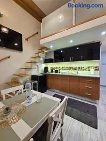 Walkway Apartment Deluxe - Image 3