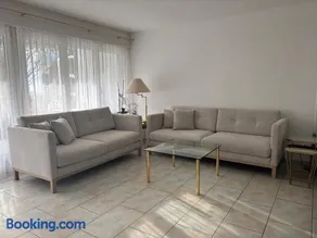 Garden Park Apartment - Image 1