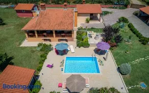 Hacienda RoseMary - Image 2