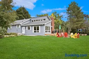 PRIVATE COTTAGE GETAWAY On LAKE SIMCOE - Image 4