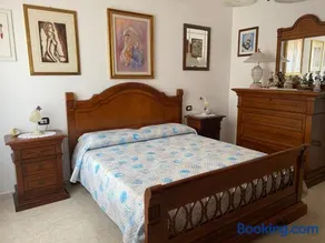 Lemon House - Image 3