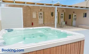 Beachfront Panorama Apartments in Kythira - Image 2